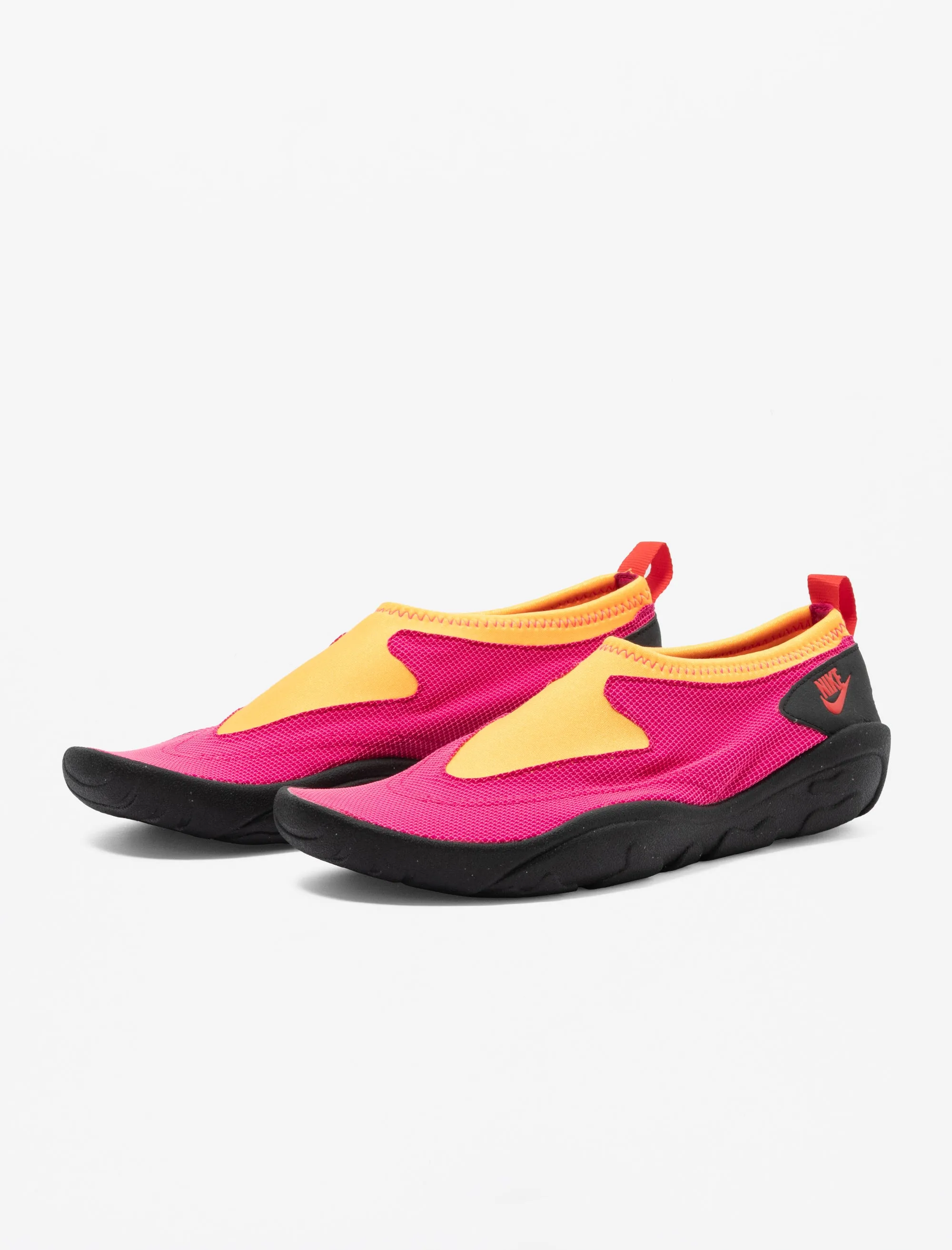 Aqua Turf (Vivid Pink)