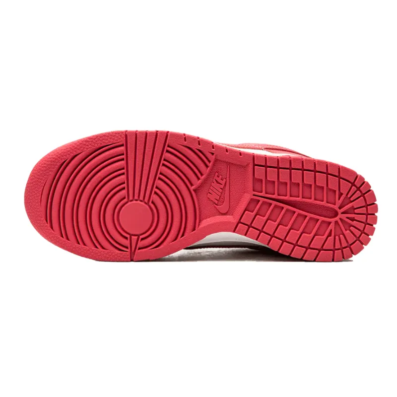 Dunk Low Archeo Pink