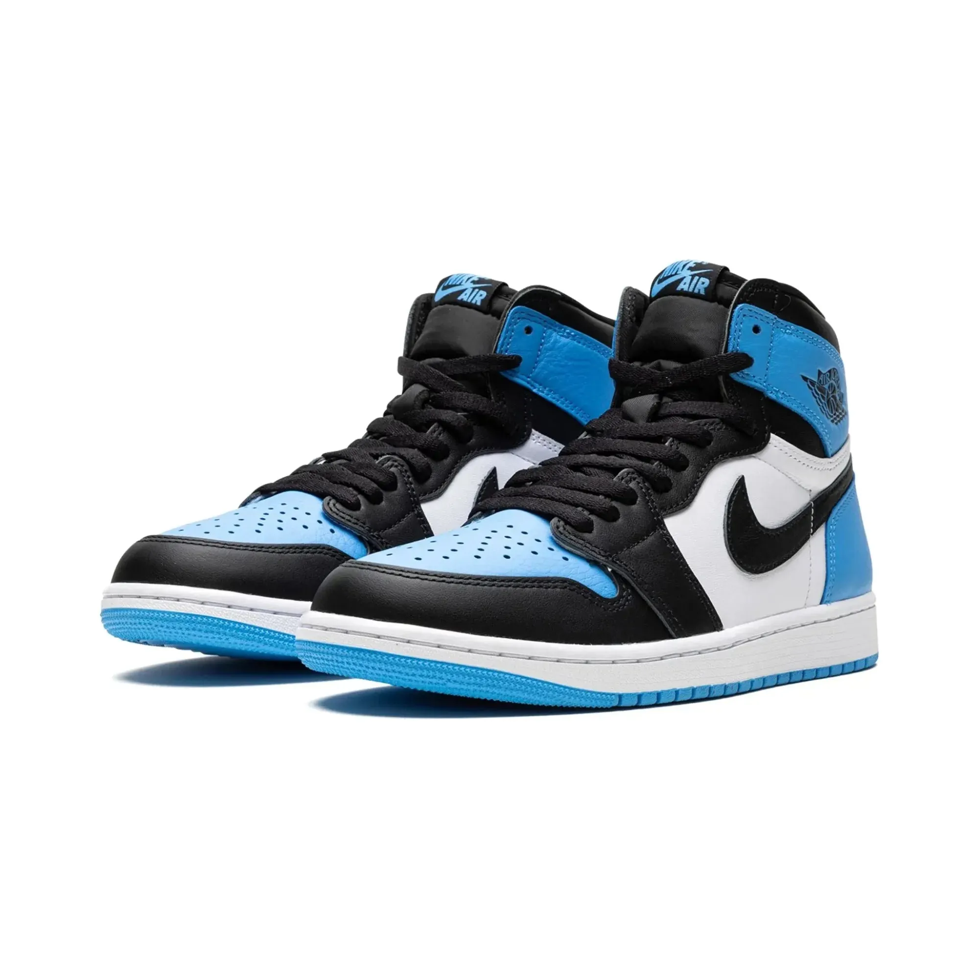 Nike Air Jordan 1 Retro High OG UNC Toe