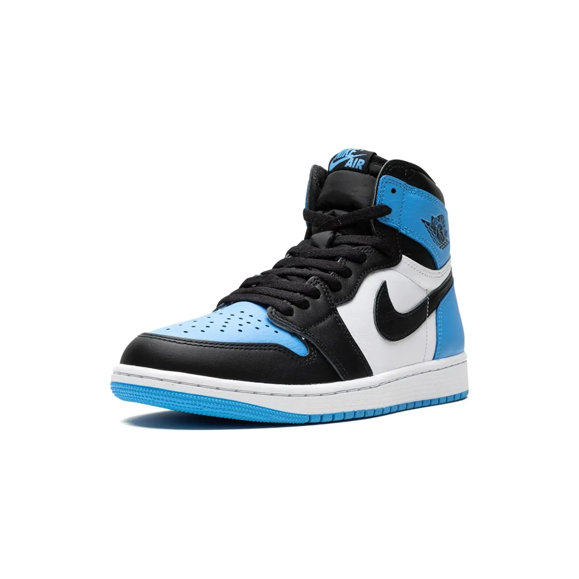 Nike Air Jordan 1 Retro High OG UNC Toe