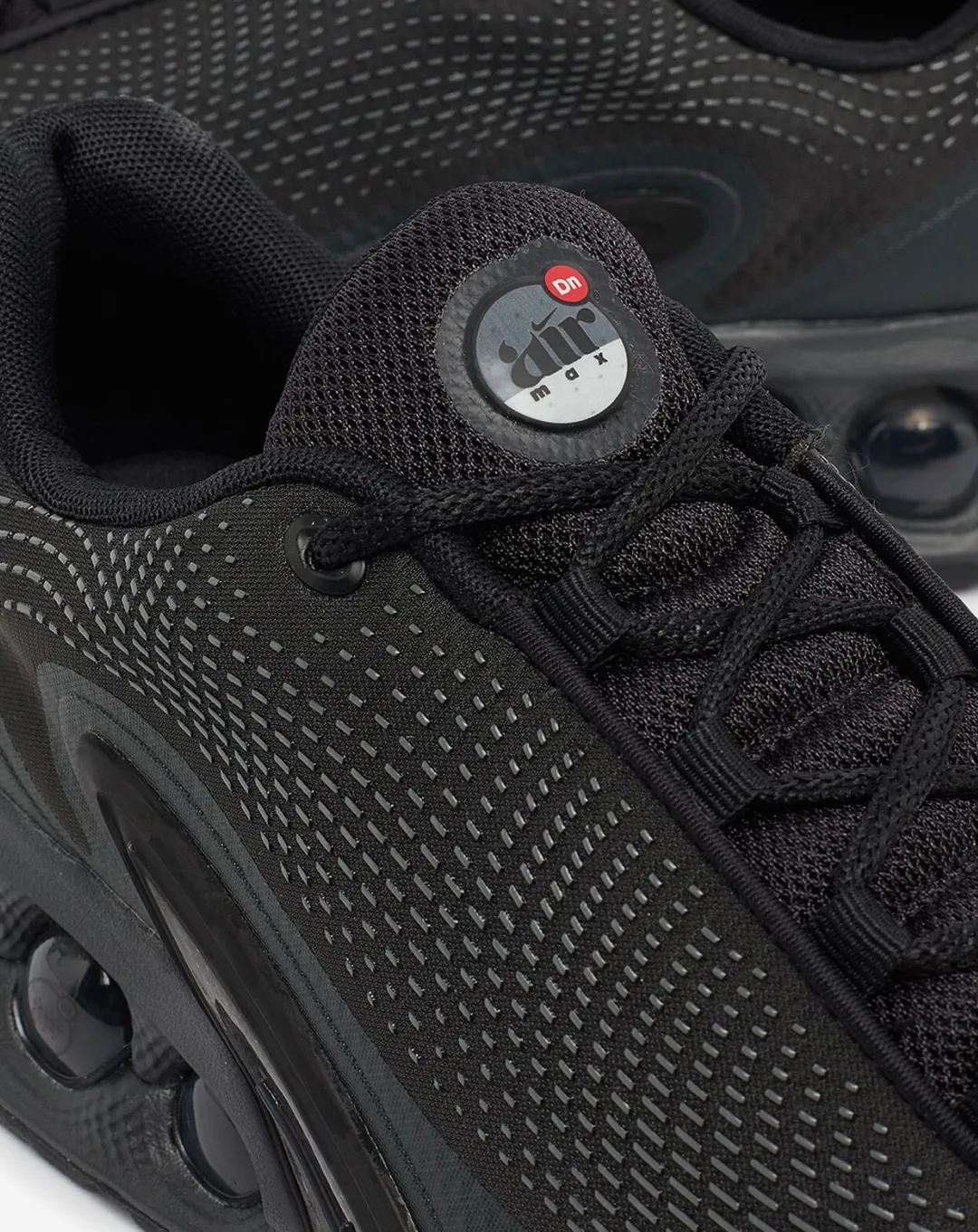 Nike Airmax DN 'Triple Black' Sneakers