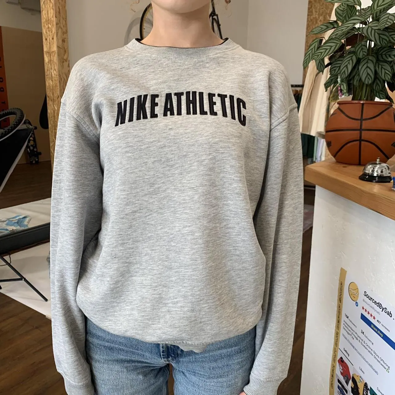 Nike Athletic Grey Crewneck Women's (XS)
