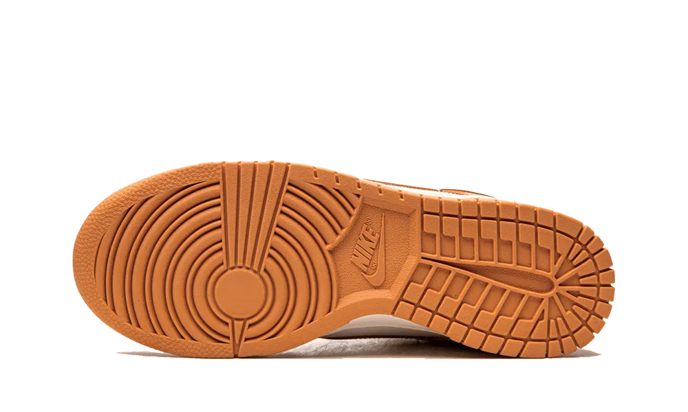 Nike Dunk Low Harvest Moon (W)