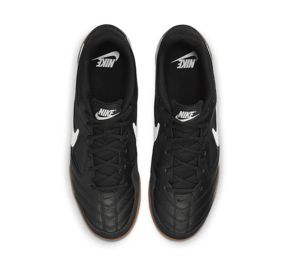 Nike Gato