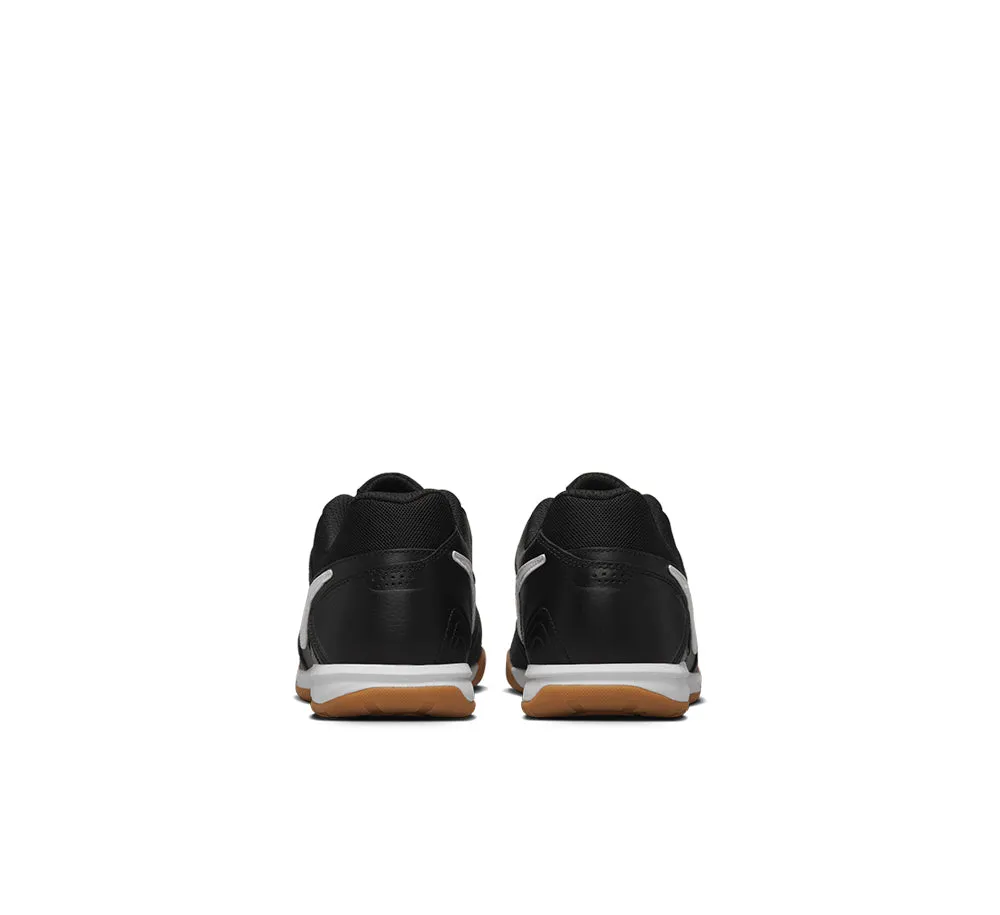 Nike Gato