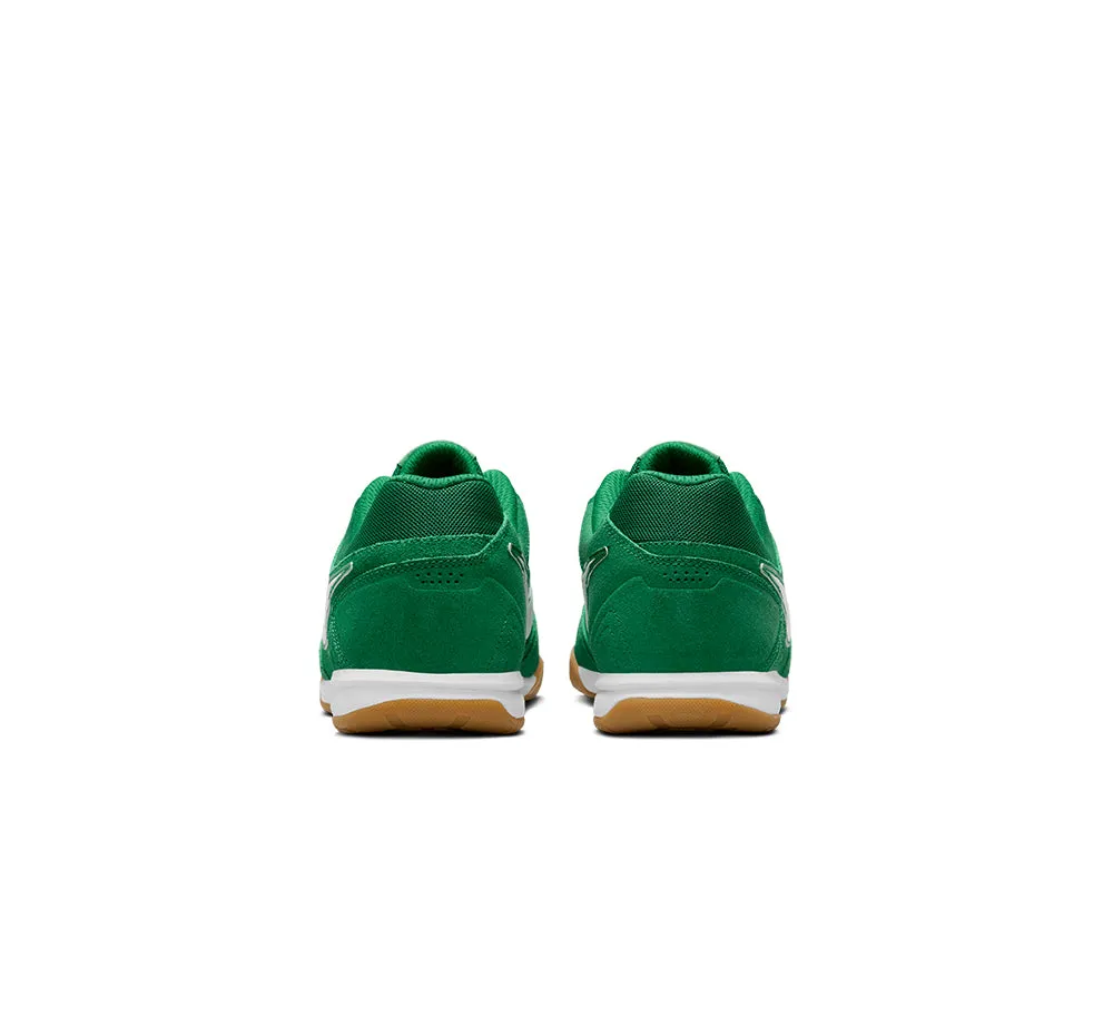 Nike Gato