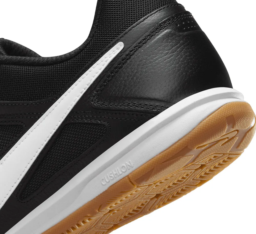 Nike Gato