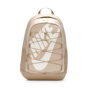 Nike Hayward Backpack 26L Desert Khaki/Parachute Beige/Light Orewood Brown