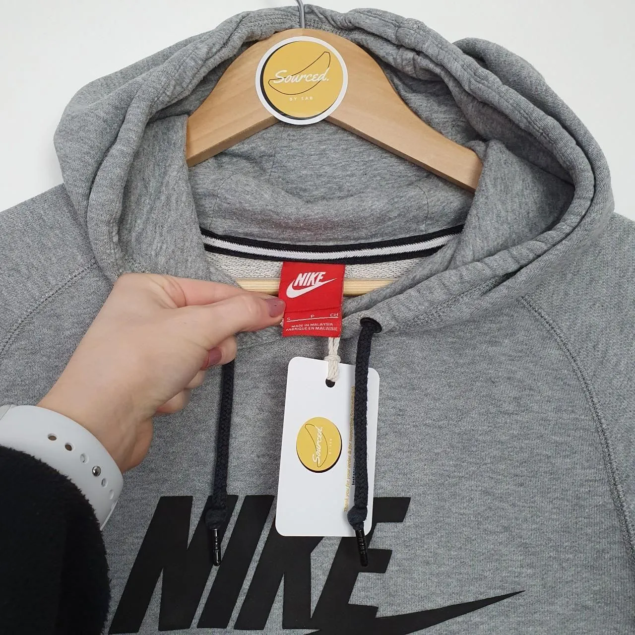 Nike Hoodie Grey With Centre Logo (S)