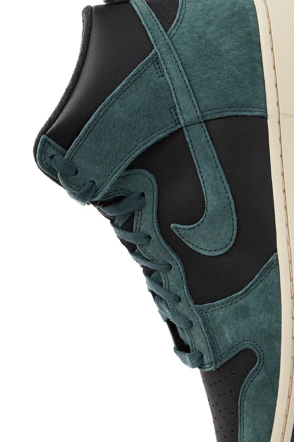 Nike Mens Dunk High Retro PRM Shoes