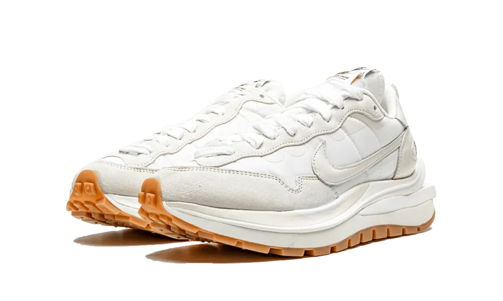 Nike sacai Vaporwaffle Sail Gum