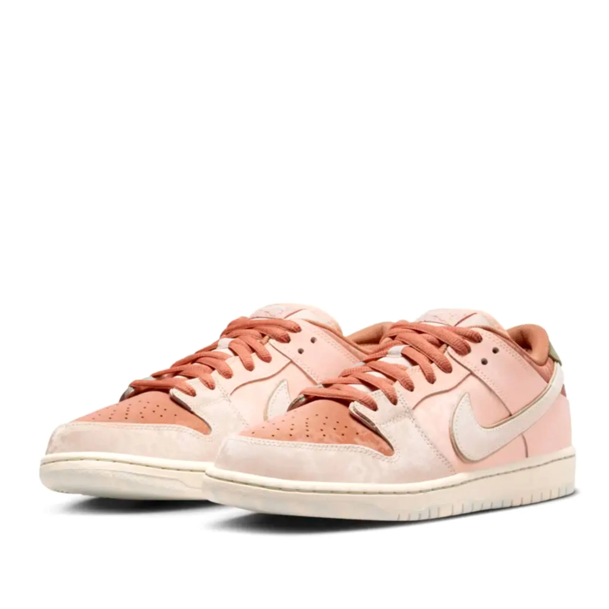 Nike SB Dunk Low Pro Crimson Tint and Amber Brown Sale