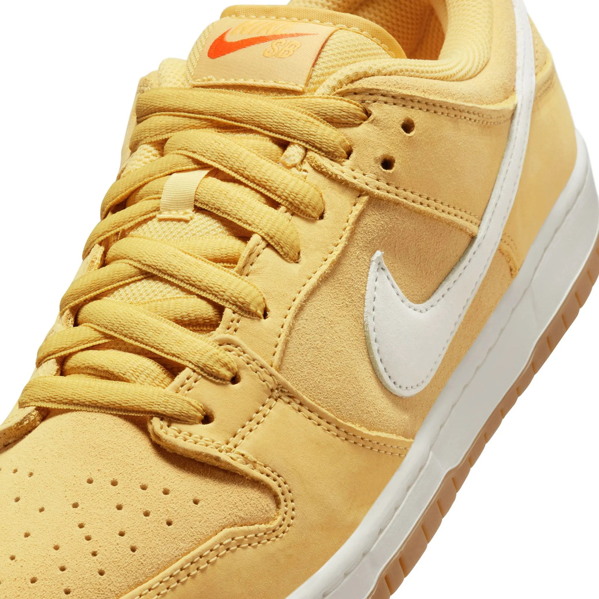 Nike SB Dunk Low Pro Saturn Gold