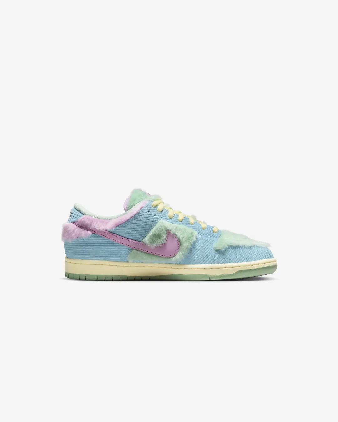 Nike SB Dunk Low Pro x Verdy 'Blue Gaze and Enamel Green' Sneakers