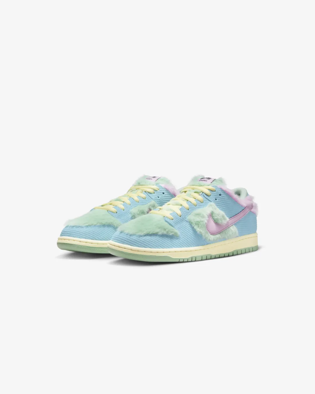 Nike SB Dunk Low Pro x Verdy 'Blue Gaze and Enamel Green' Sneakers