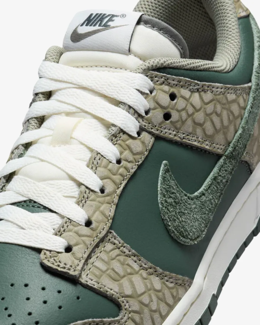 Nike SB Dunk Low 'Urban Landscape' Sneakers