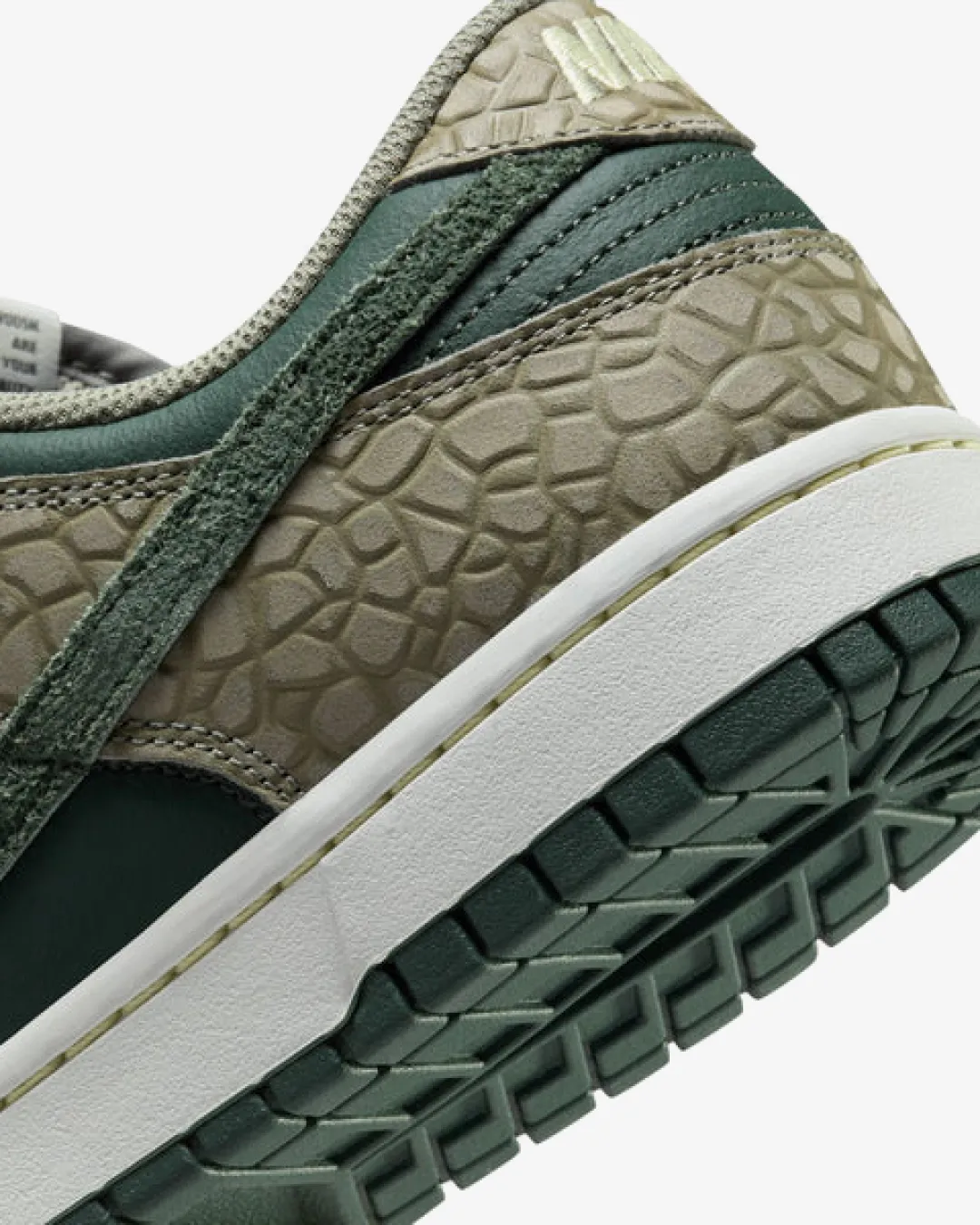 Nike SB Dunk Low 'Urban Landscape' Sneakers