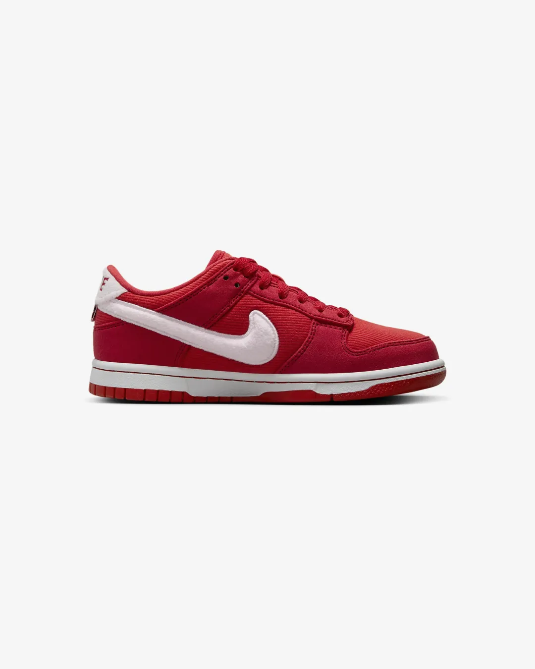 Nike SB Dunk Low 'Valentines Day - Girls Don't Cry' Sneakers