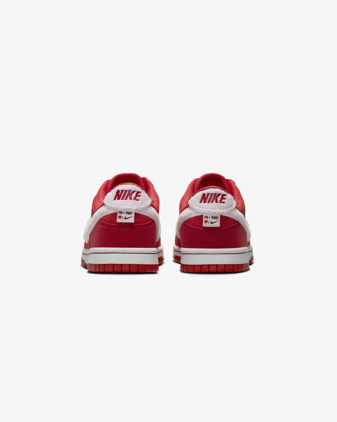 Nike SB Dunk Low 'Valentines Day - Girls Don't Cry' Sneakers