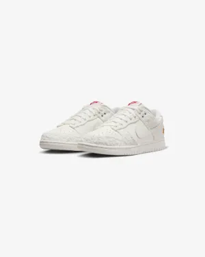 Nike SB Dunk Low 'Valentines Day - Give Her Flowers' Sneakers