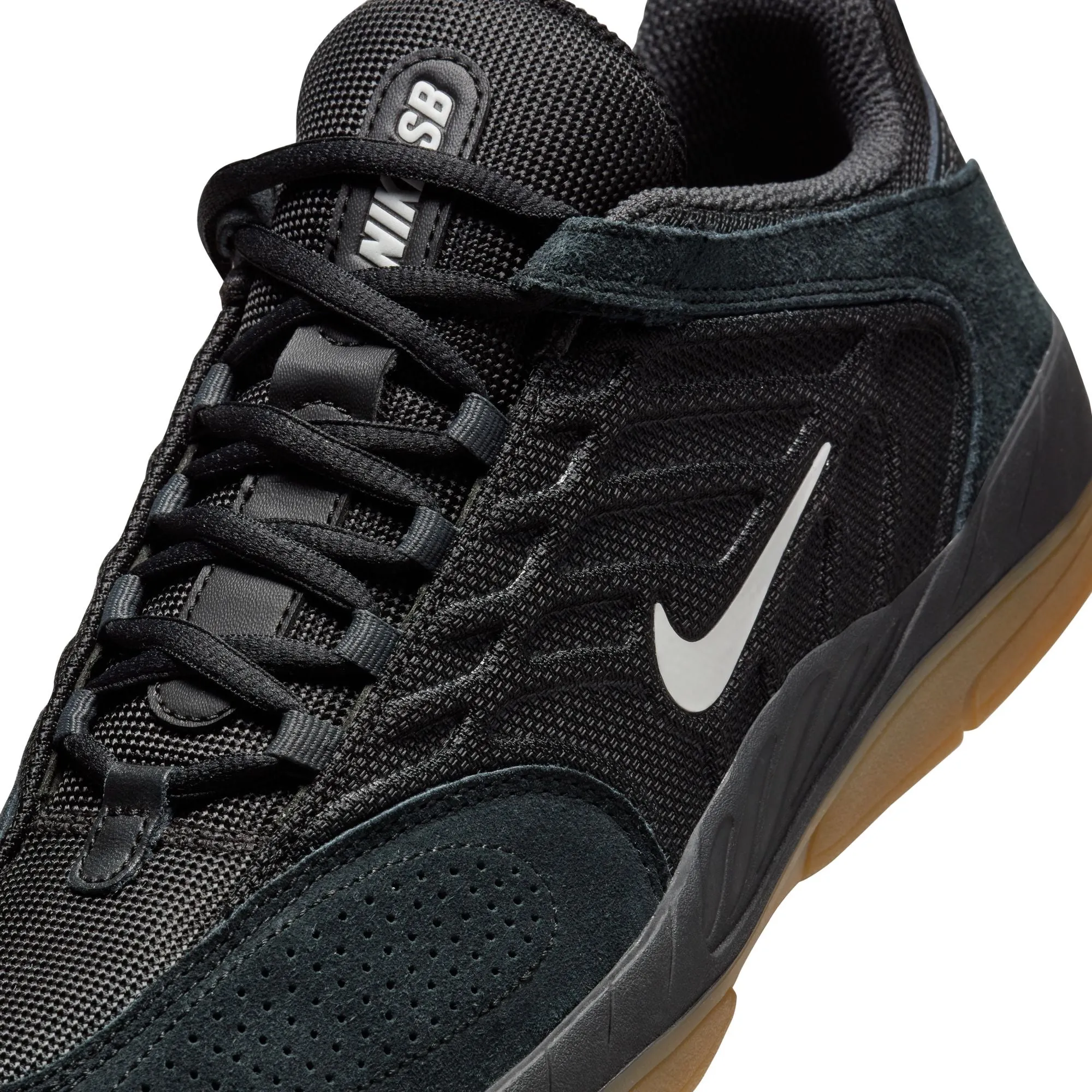 Nike SB Vertebrae Black / Summit White