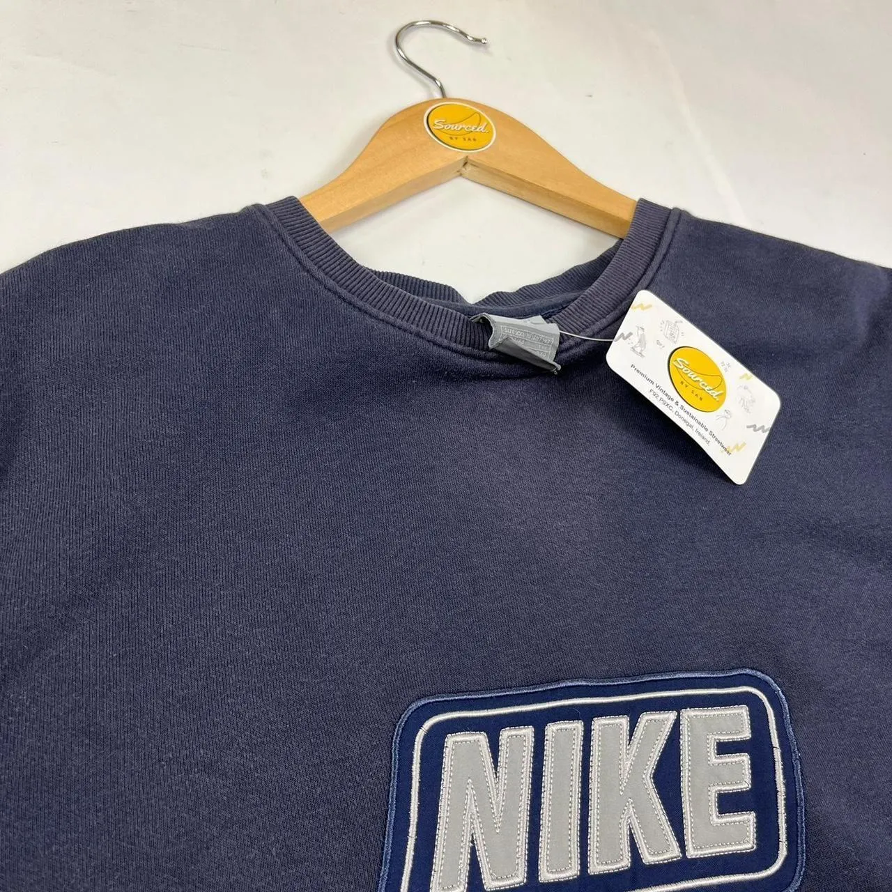 Nike Vintage Embroidered Front Chest Spellout Logo Crewneck Sweatshirt (M)