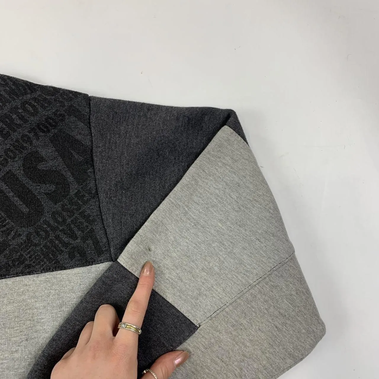 Nike Vintage Front Chest Logo Crewneck Sweatshirt (L)