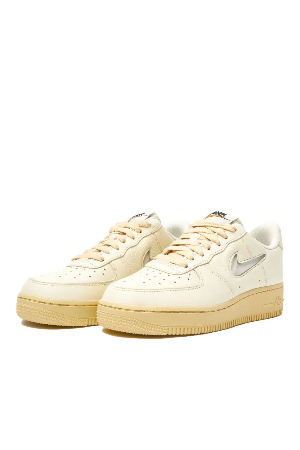 Nike Womens Air Force 1 '07 LX Shoes