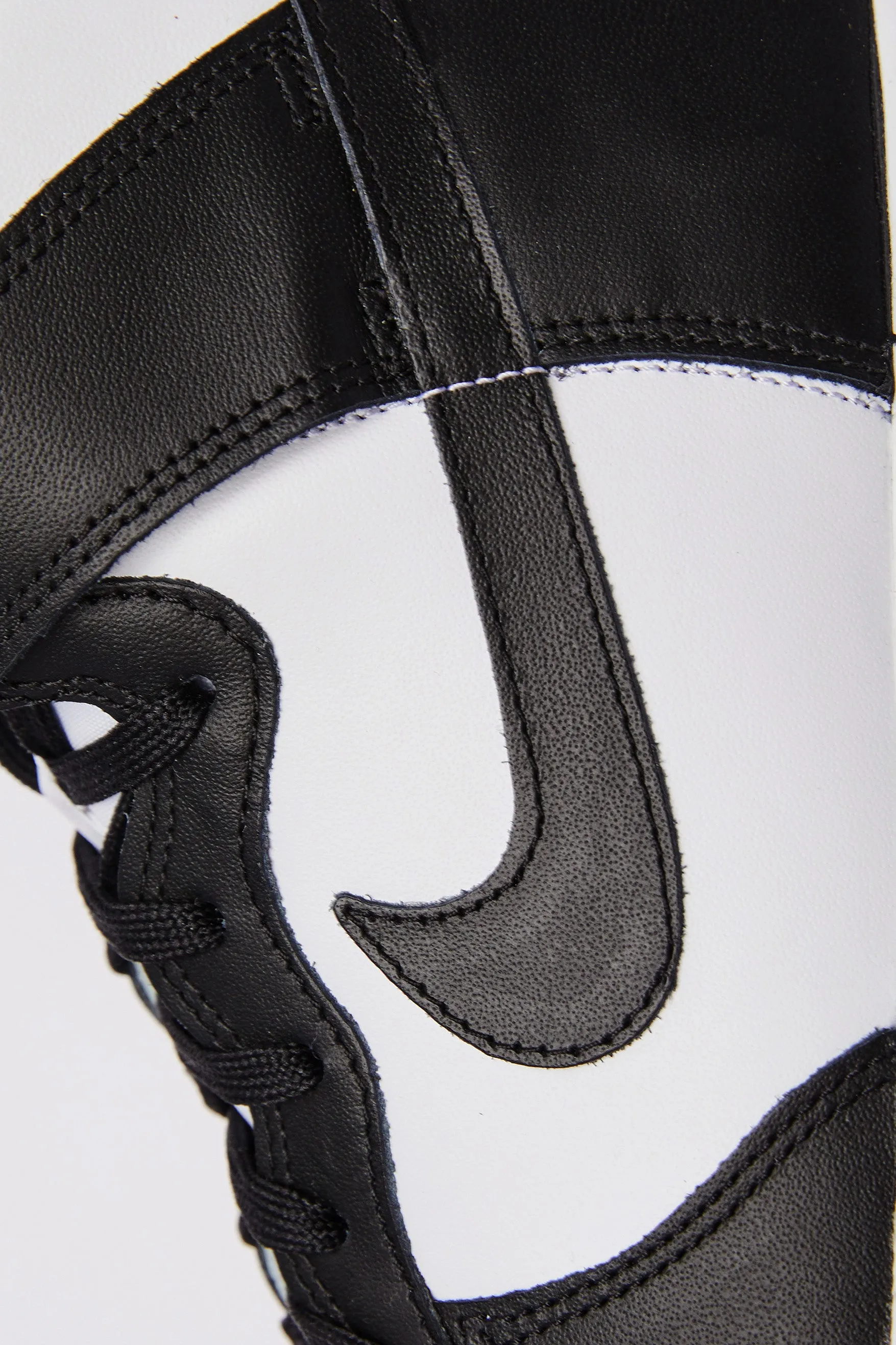 Nike Womens Dunk High Shoes