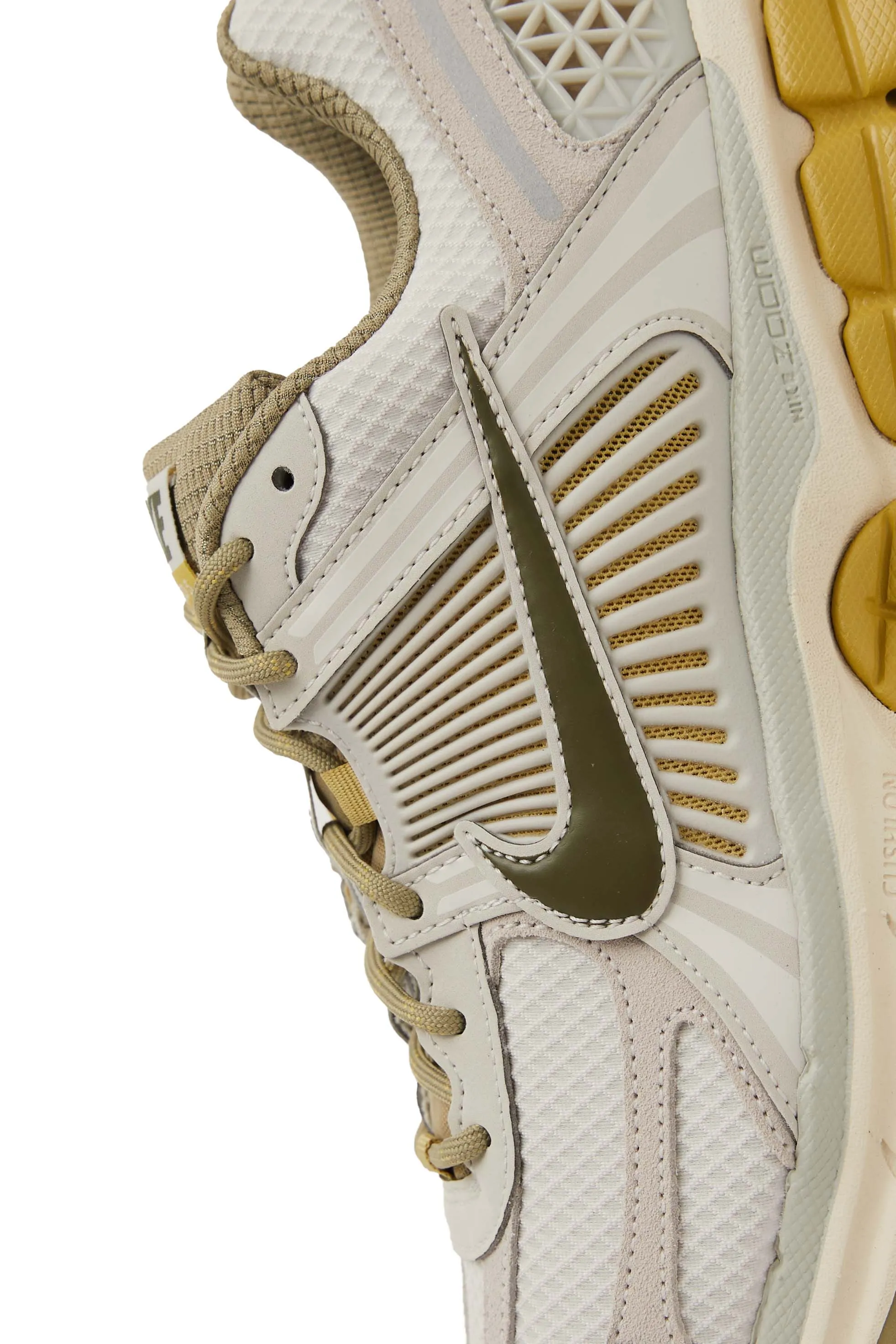 Nike Zoom Vomero 5 'Light Bone/Medium Olive'