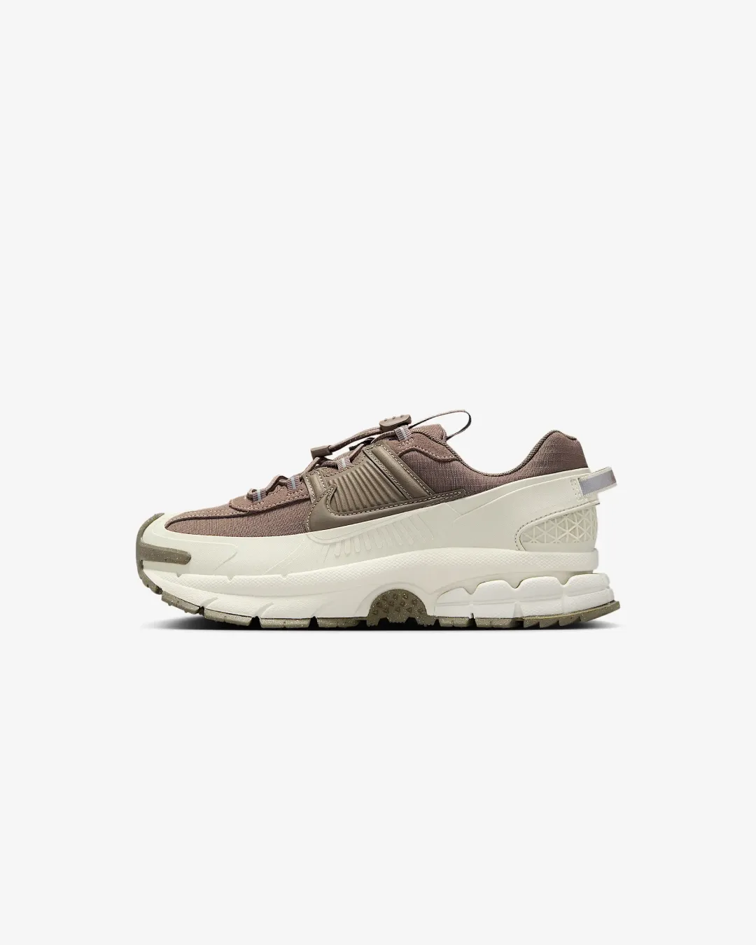 Nike Zoom Vomero 5 Roam Light Bone Mink Brown Sneakers