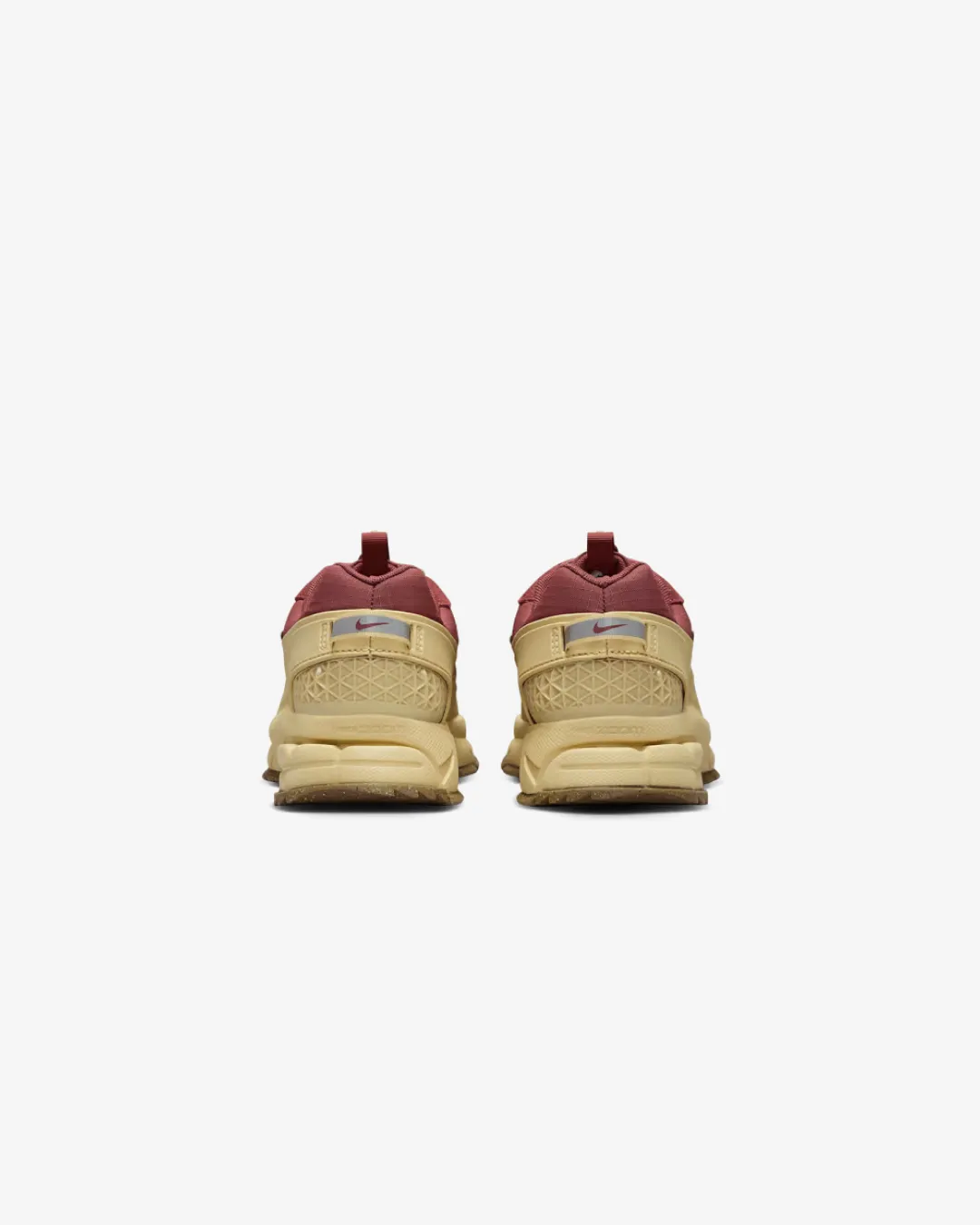 Nike Zoom Vomero 5 Roam Red Team Gold Sneakers
