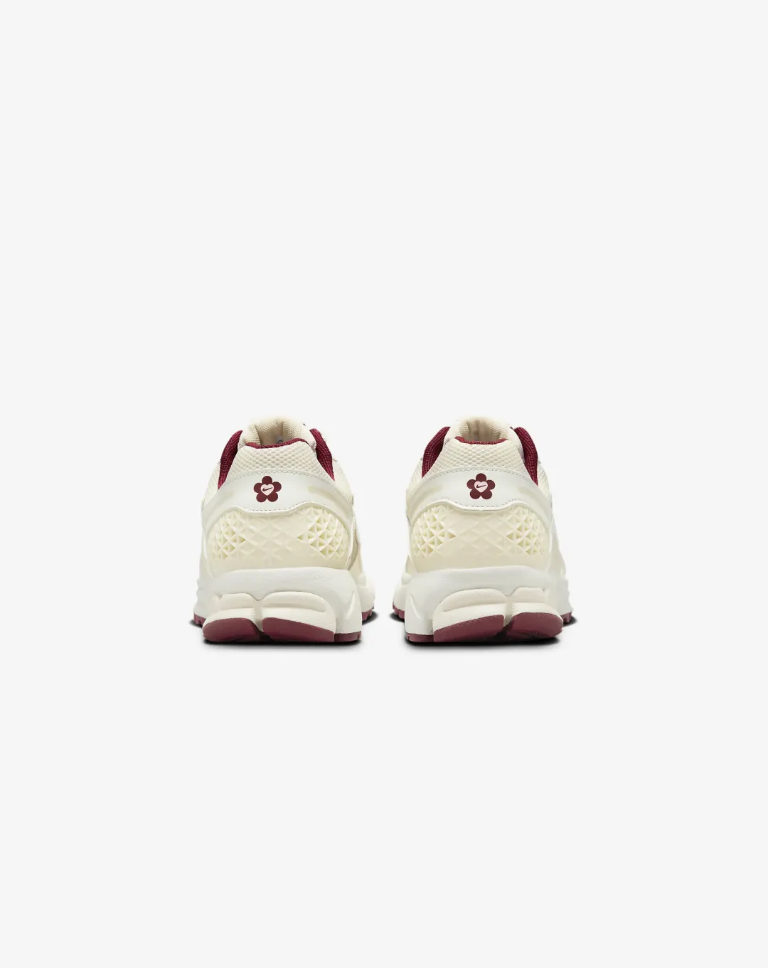 Nike Zoom Vomero 5 Sail/Pale Ivory/Team Red Sneakers