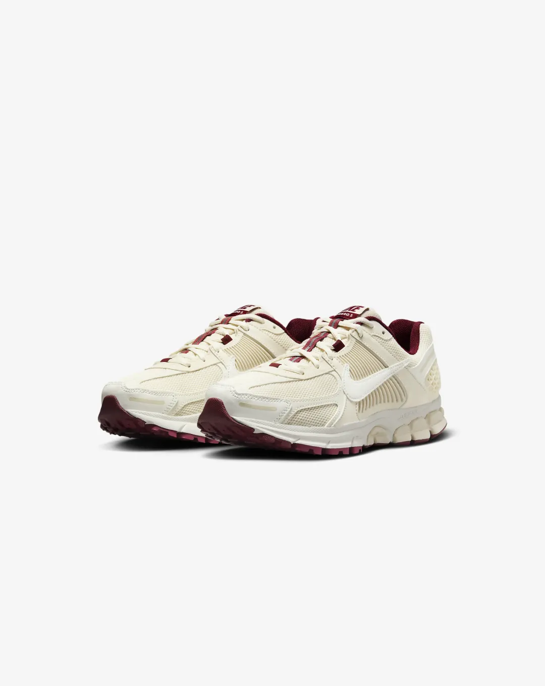 Nike Zoom Vomero 5 Sail/Pale Ivory/Team Red Sneakers
