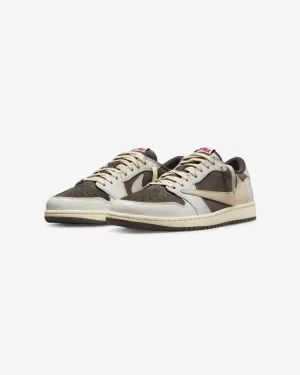 Travis Scott x Nike Air Jordan 1 Low Reverse Mocha Sneakers