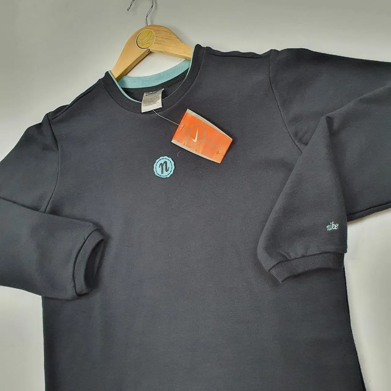 Vintage Deadstock Y2K Nike Navy Crew Neck (XS)