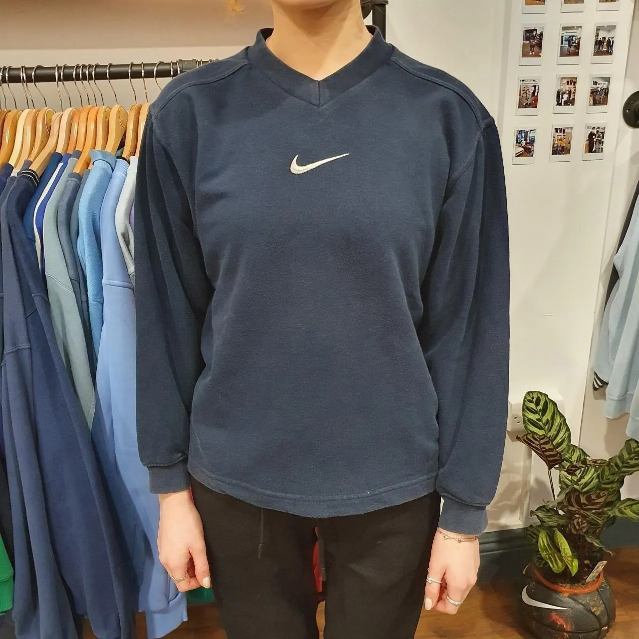 Vintage Early 00s Nike Embroidered Centre Swoosh Sweatshirt (XS)