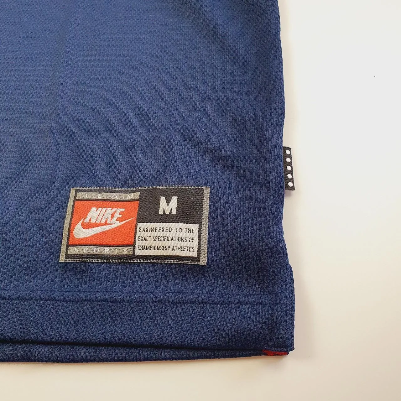 Vintage Early 2000s Tag Nike Deadstock Embroidered Centre Swoosh And Basketball Icon Short Sleeve (M)