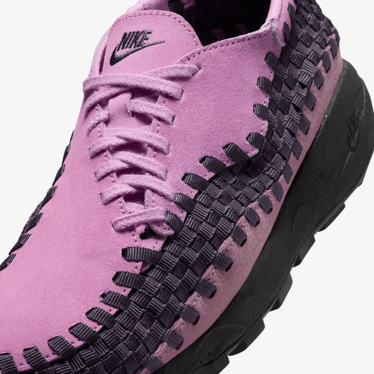 Wmns Air Footscape Woven