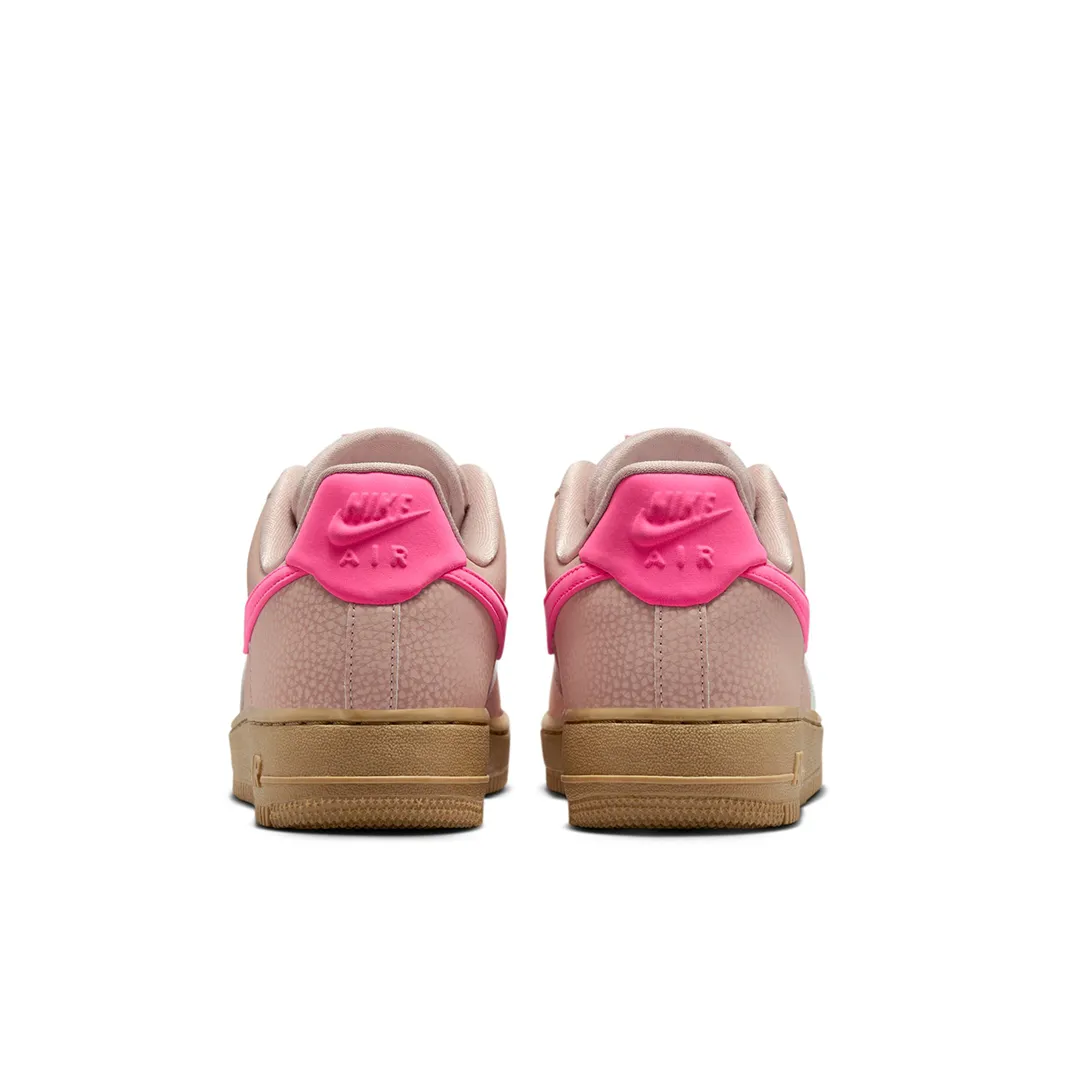WOMEN'S AIR FORCE 1 '07 PARTICLE BEIGE HYPER PINK