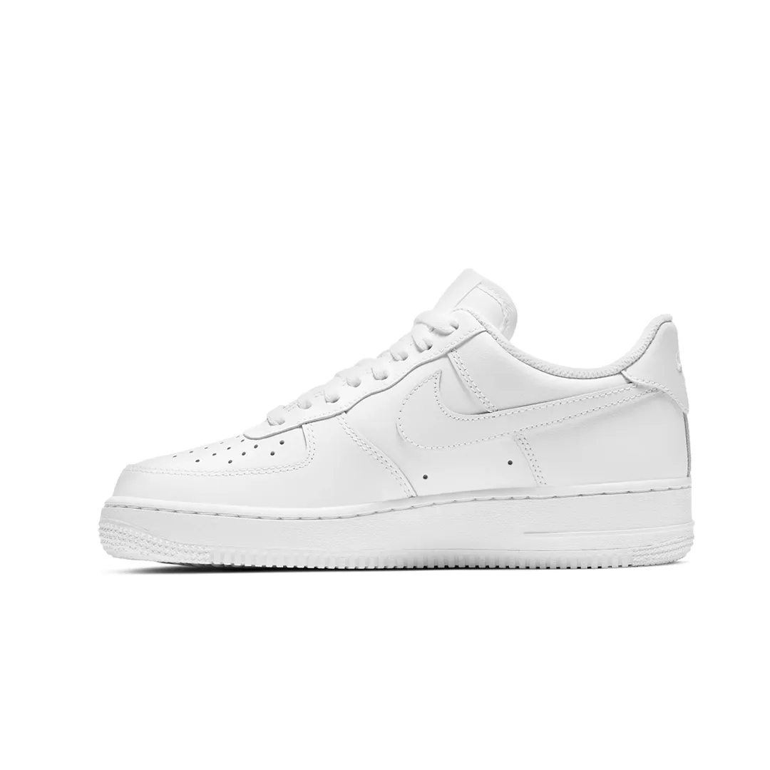 WOMEN'S AIR FORCE 1 '07 TRIPLE WHITE
