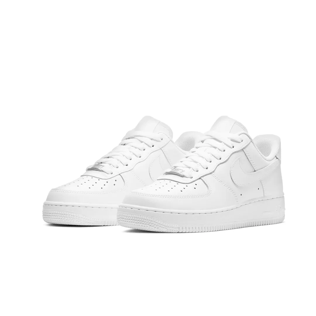 WOMEN'S AIR FORCE 1 '07 TRIPLE WHITE